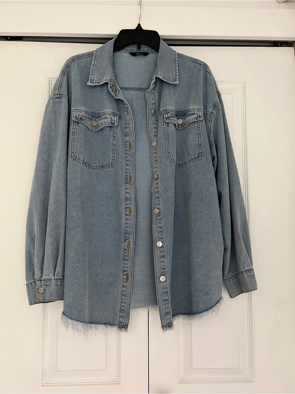 Dokotoo Womens Button Down Distressed frayed hem with pockets size L